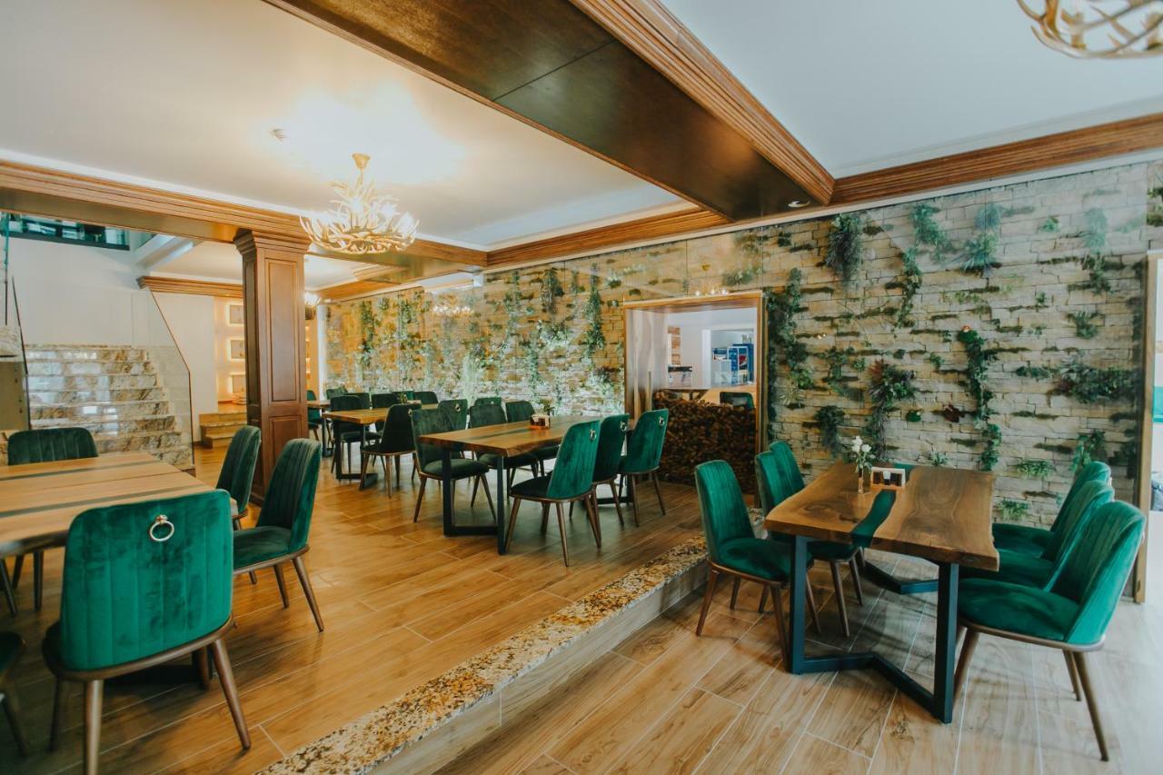 Hotel Lostrita - Pastravrie, & 4*