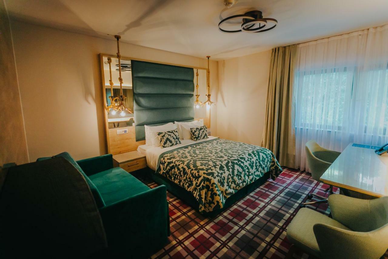 Hotel Lostrita - Pastravarie, &
